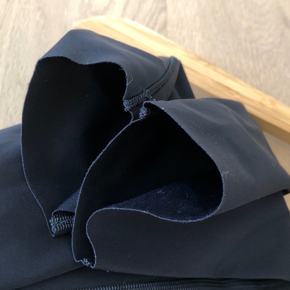 Lululemon Fast & Free 7/8 Tight II *Non-Reflective Nulux 25" Black, Size 6 - Picture 12 of 17